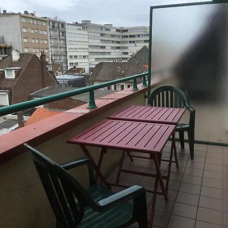 Appartamento Duplex T4 Idéalement Situé Entre La Place Du Marché Et Le Bord De